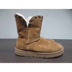 UGG Aidah Boots Womens 8 Chestnut Suede Sheepskin Lined Winter Shoes Warm Fleece